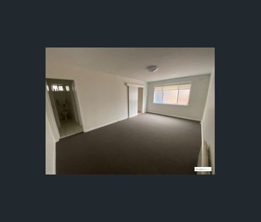 This tidy and well‑located unit in Fairfield provides excellent acc... - Photo 5