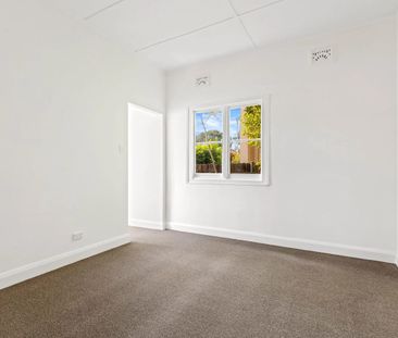 Charming Family Home in Prime Northmead Location - Photo 1