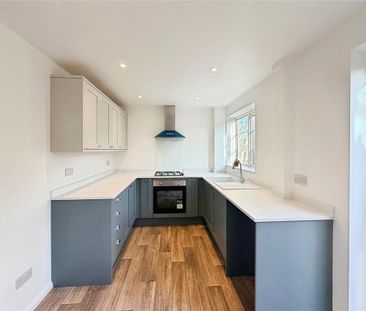 3 bedroom semi-detached house to rent - Photo 5