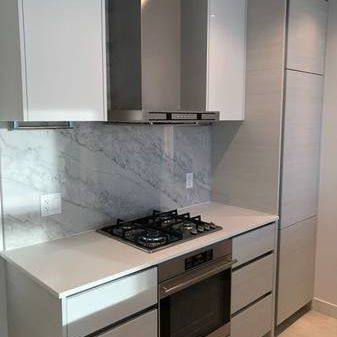 Metro StaionSquare 1Br1Bth Brand-new LOCATION!! - Photo 1