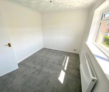 2 Bedroom House - Vixen Close, Fareham - Photo 3