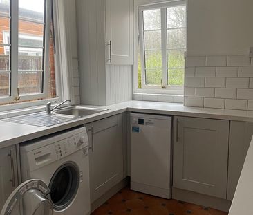 2 Bed Terraced House, Park Hill Road, B17 - Photo 6