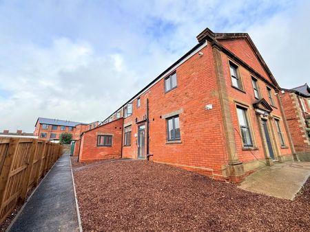 Sherborne Road, Yeovil, Somerset - Photo 4