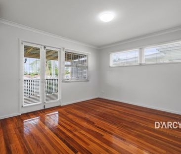 Spacious Family Home with Dual-Living Potential in Leafy Ashgrove - Photo 5