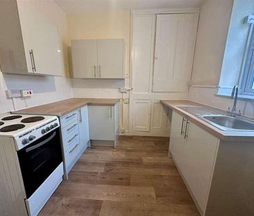 Clovelly Road, Bideford, EX39 - Photo 4