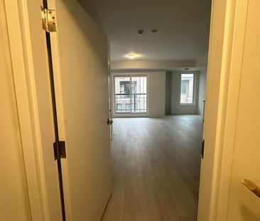For Lease - 3409 Ridgeway Drive Unit# 32, Mississauga, Ontario - Photo 3