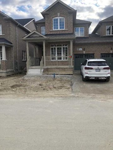 For Lease - 18 Ladysmith Street, Brampton, Ontario - Photo 2
