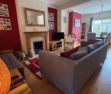 Horton Hill, Epsom, Surrey, KT19 8ST - Photo 1