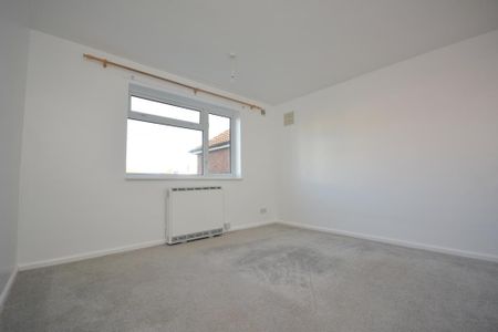 3 bedroom bungalow to rent - Photo 3