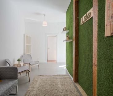 Calçada do Marquês de Abrantes, Lisbon, Lisbon 1200-163 - Photo 4