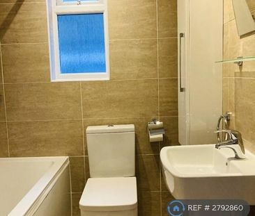 2 bedroom maisonette to rent - Photo 5