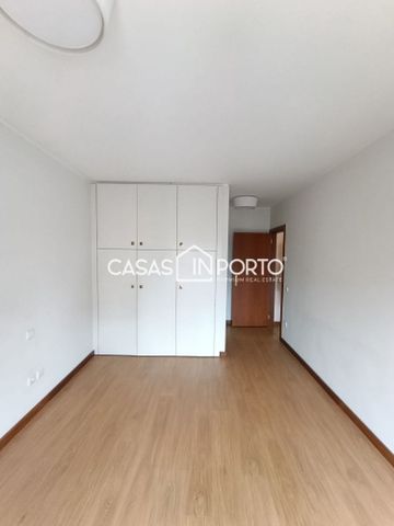 T2 com lugar de garagem em Condomínio de referência - Pinheiro Manso - Photo 2