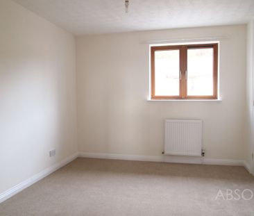 2 bed semi-detached house to rent in Windward Road, Torquay, TQ2 - Photo 1