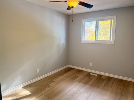 For Lease - 127 Toulon Crescent, London East, Ontario - Photo 4