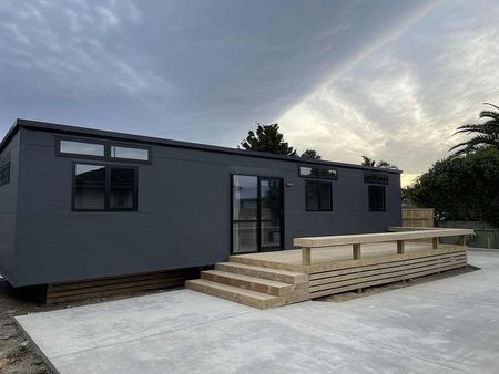 Charming 3BR Home in Dannevirke! - Photo 4