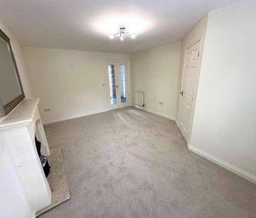 Lampeter Road, Oakhurst, SN25 - Photo 1