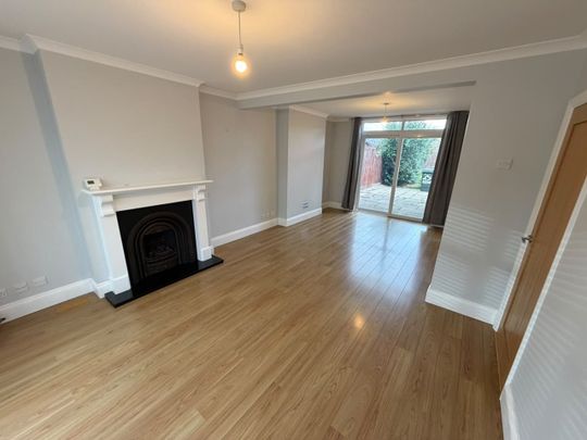 3 Bed Semi-Detached House, Kempley Avenue, CV2 - Photo 1