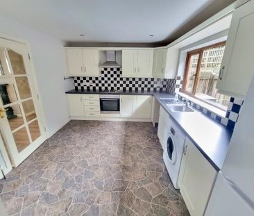 6 Stonebridge Park, Bangor, BT23 7QW - Photo 2