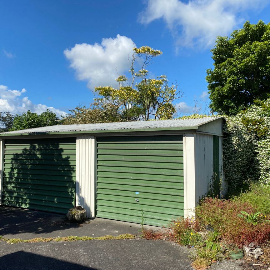 3 Bedrooms on Oreil Avenue - Photo 1