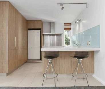 Fully furnished ground floor apartment - Photo 4