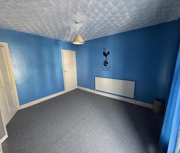 3 bedroom property to rent - Photo 2