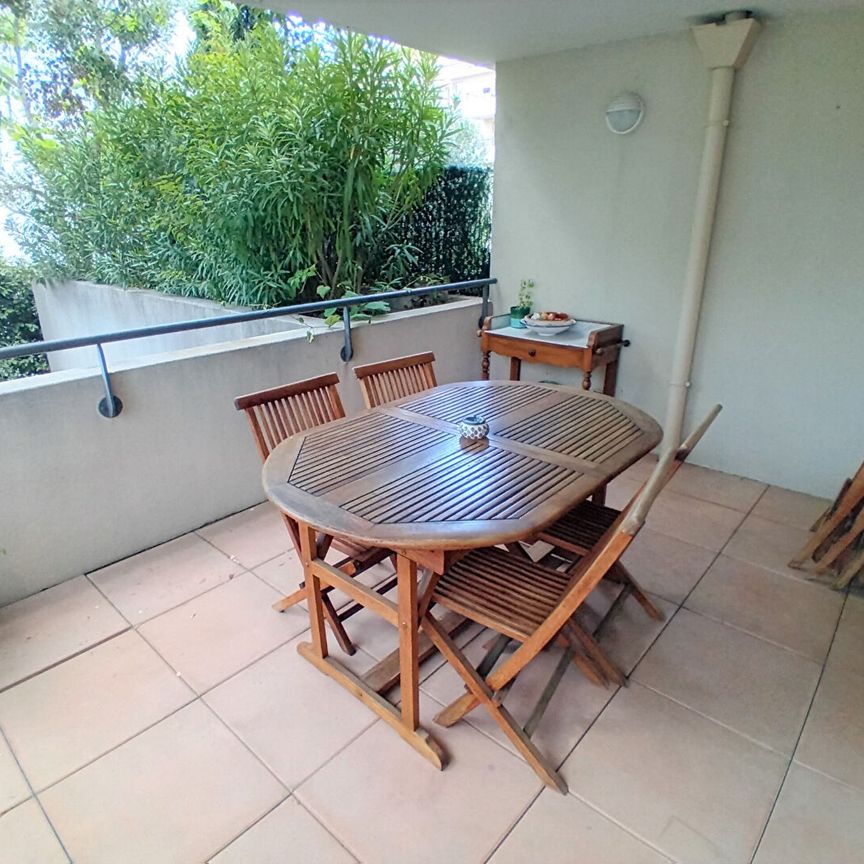 AIX LA DURANNE APPARTEMENT T3 MEUBLE AVEC TERRASSE ET GARAGE, - Photo 1