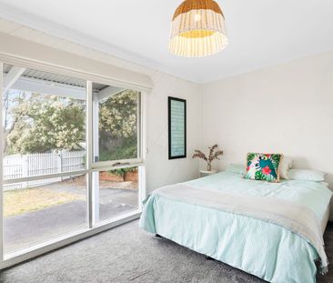 Spacious Coastal Haven with Poolside Living - Photo 2