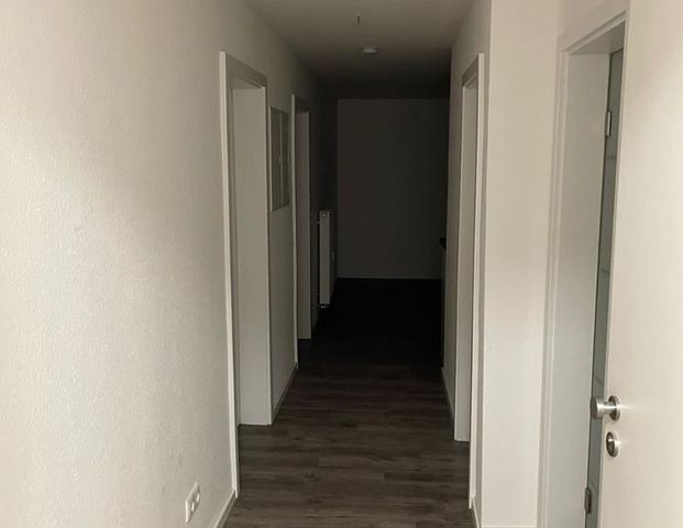 Wir vermieten ab 01.01.2025 eine 3-Zimmer Wohnung mit Balkon - Photo 1