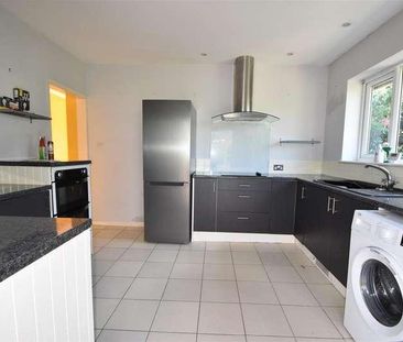 Glyne Barn Close, Bexhill-on-sea, TN40 - Photo 4