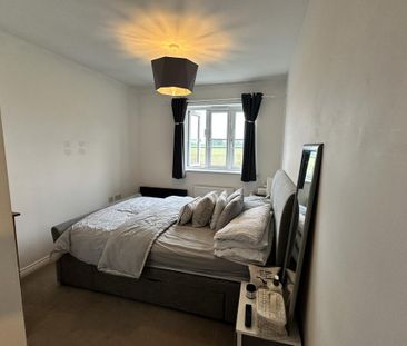 3 bedroom semi-detached house to rent - Photo 5