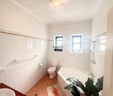134 Griffith Street, Balgowlah NSW 2093 - House For Rent | Domain - Photo 4