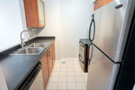 For Lease - 117 Gerrard Street Unit# 1101, Toronto, Ontario - Photo 3