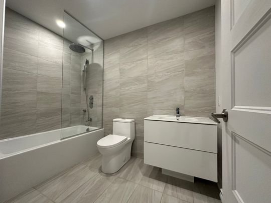 10130 Rue Lauraine-Vaillancourt, app.307, H3L 0B1, H3L 0B1, Montréal - Photo 1