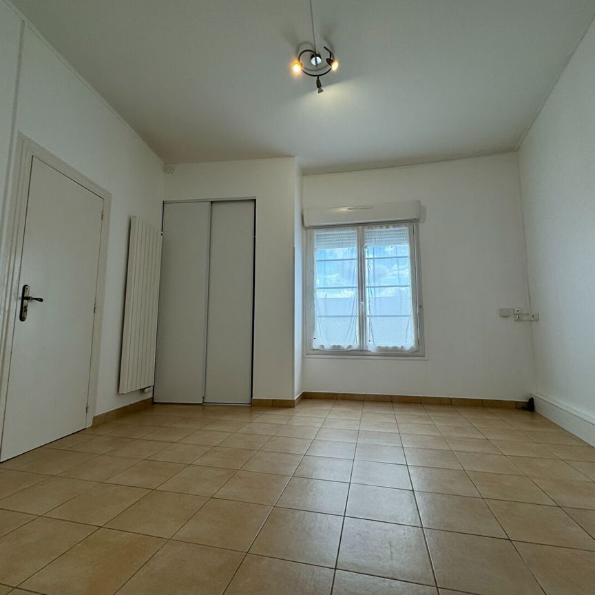 "LE ROMANCIER" - Location Appartement saint pierre des corps : 23.29 m2 - Photo 1