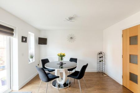 Kings Drive, Stoke Gifford, Bristol - Photo 2