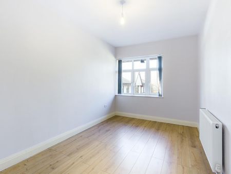 2 bedroom ground floor maisonette to rent - Photo 3