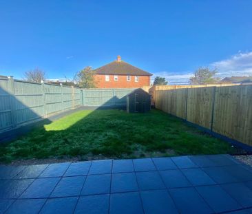 3 bedroom semi-detached house to rent - Photo 4