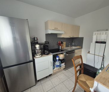 Location Appartement 2 pièces 48m² ST SAULVE 59880 - Photo 4