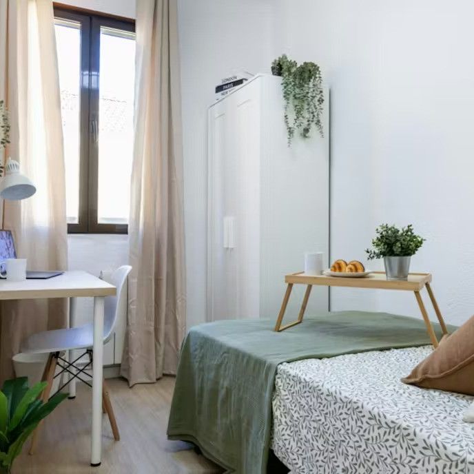 Calle Jacinto Benavente, Getafe, Community of Madrid 28902 - Foto 1