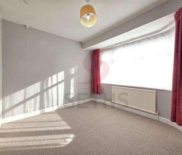 Roseway, Rushey Mead, Leicester, LE4 - Photo 4