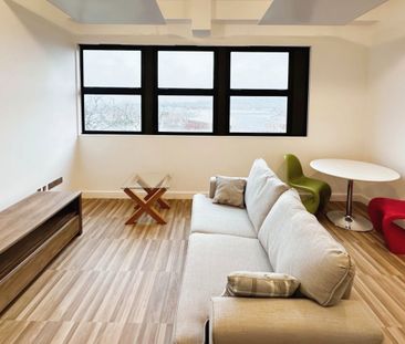 Waterside House - Photo 2