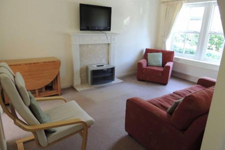 5 bedroom private hall to rent - Photo 3