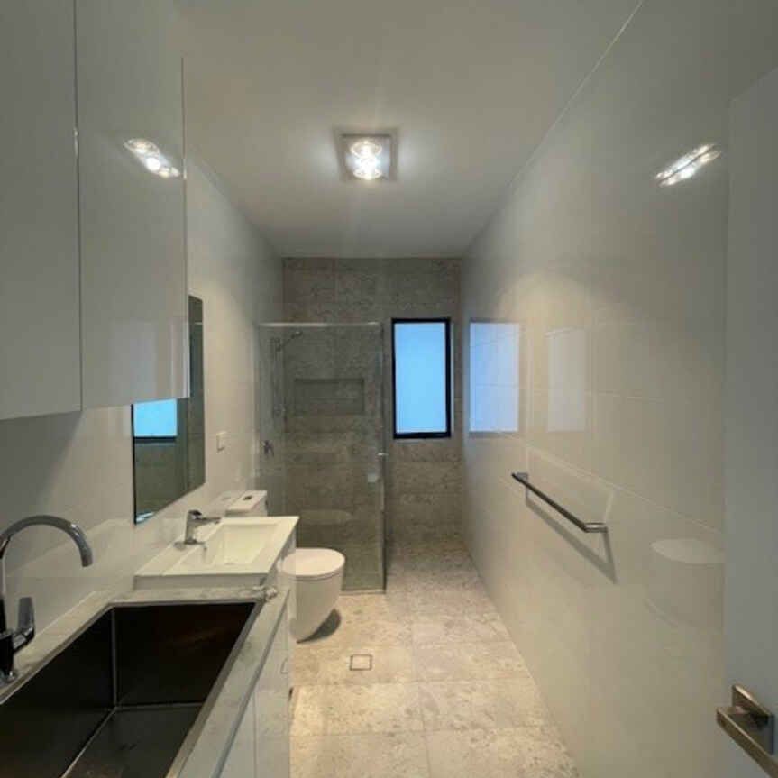 33B Stuart Street Canley Vale - Photo 1