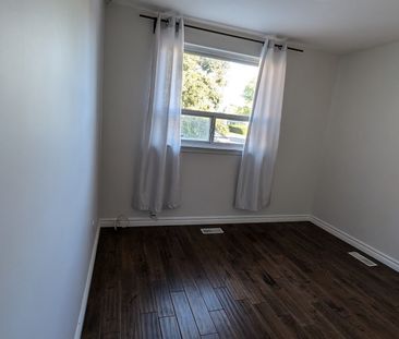 For Lease - 358 Browndale Crescent Unit# MainFlr, Richmond Hill, On... - Photo 6