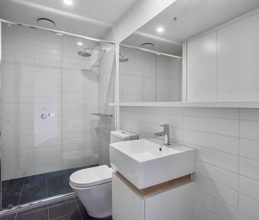 Register to Inspect / Contemporary 1-Bedroom Apartment with Secure ... - Photo 5