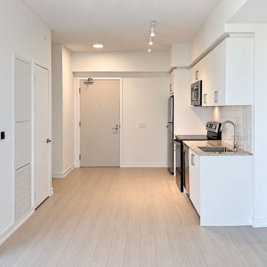 For Lease - 4010 Eglinton Avenue Unit# 2007, Toronto, Ontario - Photo 1