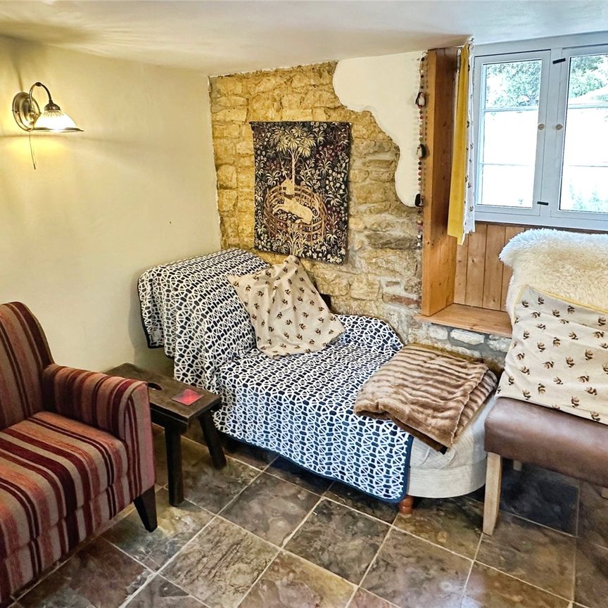 1 bedroom cottage to rent High Street, Fulbeck, Grantham, NG32 - Photo 1