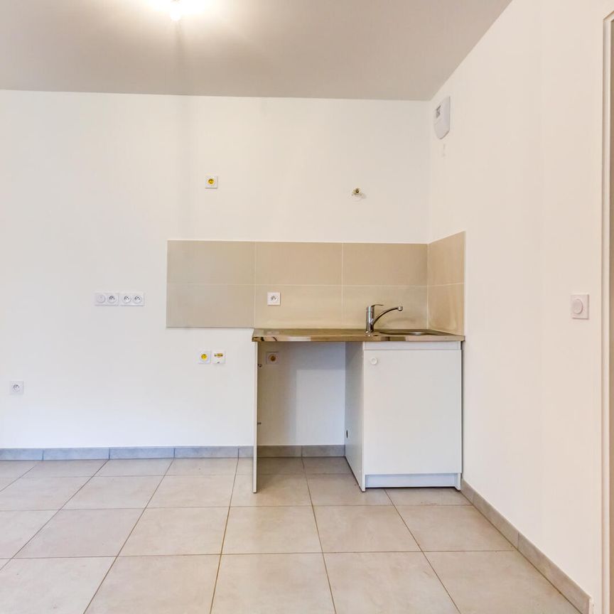 location Appartement F3 DE 67.6m² À VILLIERS SUR MARNE - Photo 1