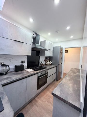 1 bedroom property to rent - Photo 5