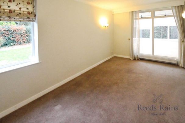 3 bedroom bungalow to rent - Photo 1